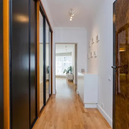 Piekny W Warszawie Daire *