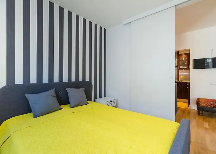 Piękny W Warszawie Warszawa