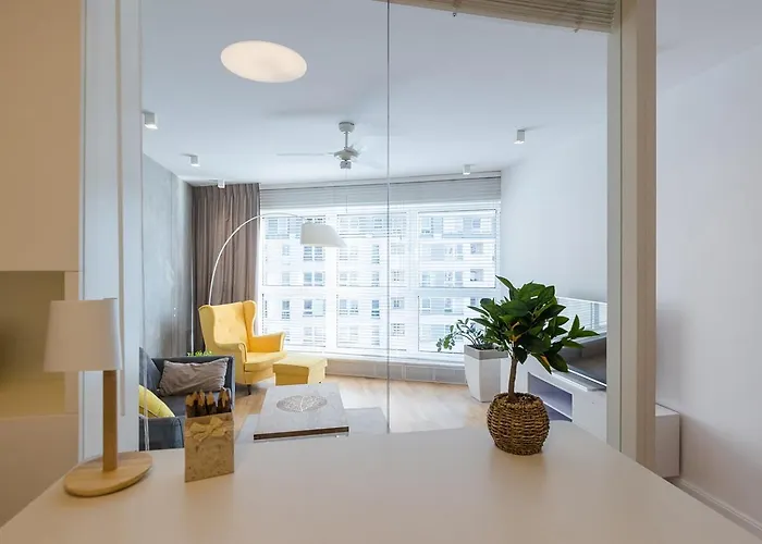 Piekny W Warszawie Варшава