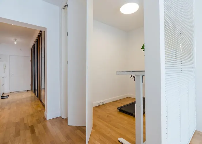 Piękny W Warszawie *