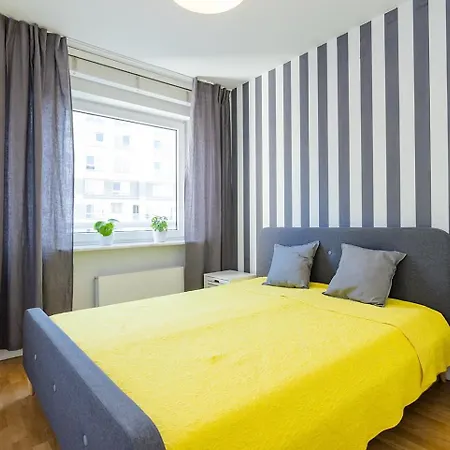 Apartmán Piekny W Warszawie *